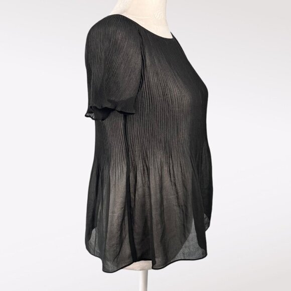 Banana Republic Black Short Sleeve Pleated Blouse Petite XXS - Picture 7 of 9